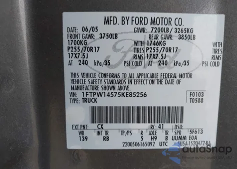 2005 Ford F-150 Fx4/Lariat/Xlt z USA, uszkodzony, nr VIN 1FTPW14575KE85256